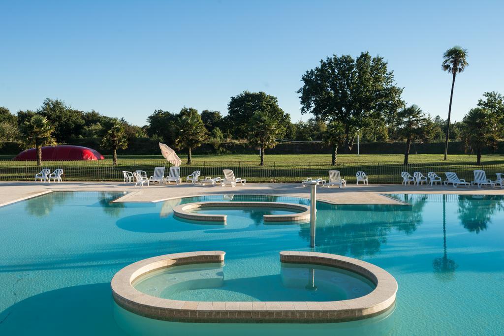 Отель Domaine De L'Orangerie De Lanniron Кемпер Экстерьер фото
